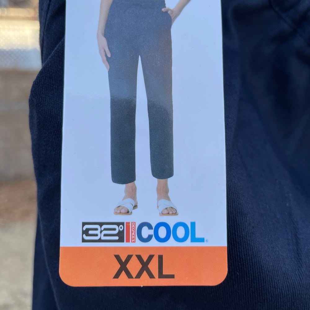 32 Degrees women’s pants. Dark Indigo Blue. XXL. NWT